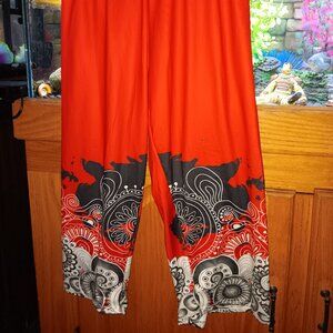 women plus5X Pattern Capri Pants Red HOT SEXY!!!!! NWOT